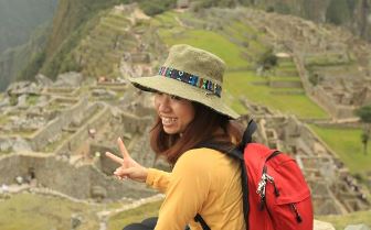 Concurso premia con viaje a Perú al chino que hable mejor español