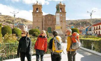 Turistas en el Perú