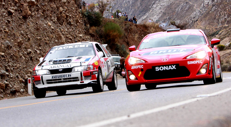 Con gran algarabía se desarrolló la partida del Rally Caminos del Inca