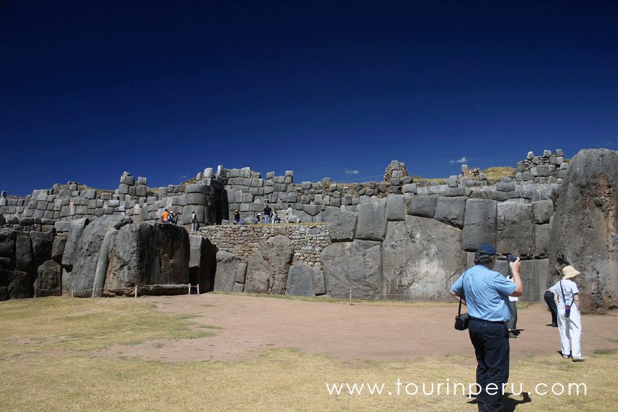 Visita Guiada a Saqsayhuman en Cusco