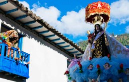  Disfrute del camino inca y la procesión de la Virgen del Carmen en Paucartambo Cusco en Julio
