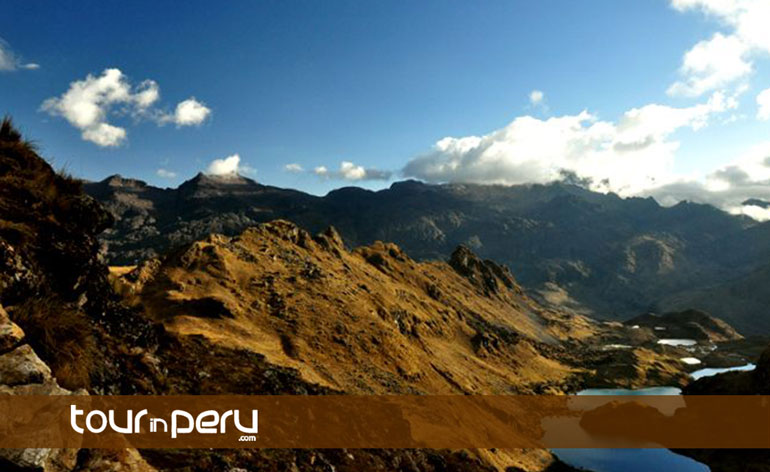 Aventura de 4 días por la Caminata de Lares a Machu Picchu