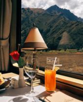 El tren de lujo Hiram Bingham, desayuno a bordo