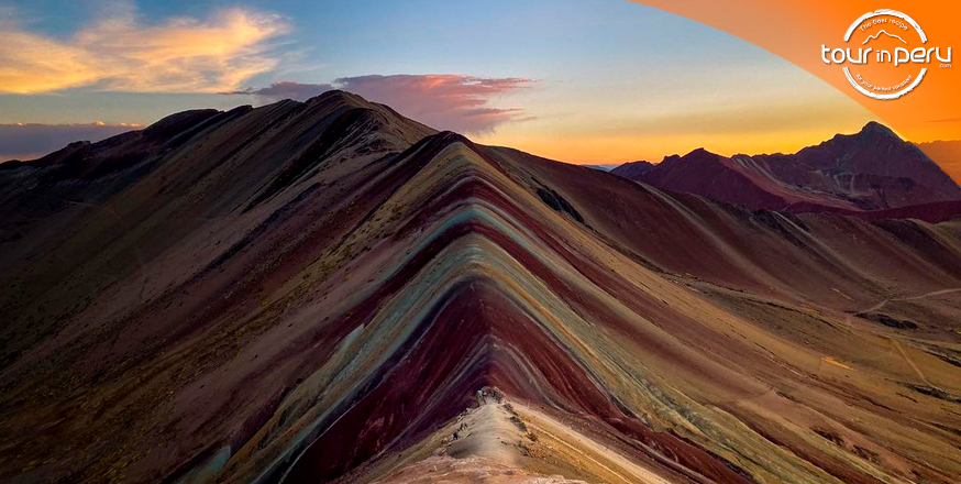 La mejor época para visitar la Montaña Arcoiris