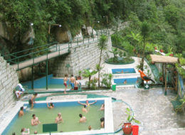 Aguas termales relajantes en Aguas Calientes