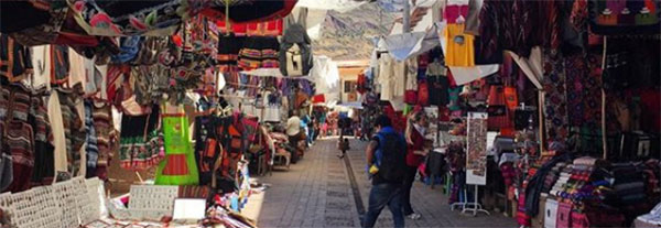 Código de Conducta del Turista: Comprar a artesanos locales