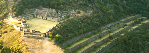 Choquequirao: Vista panorámica de la arquitectura inca