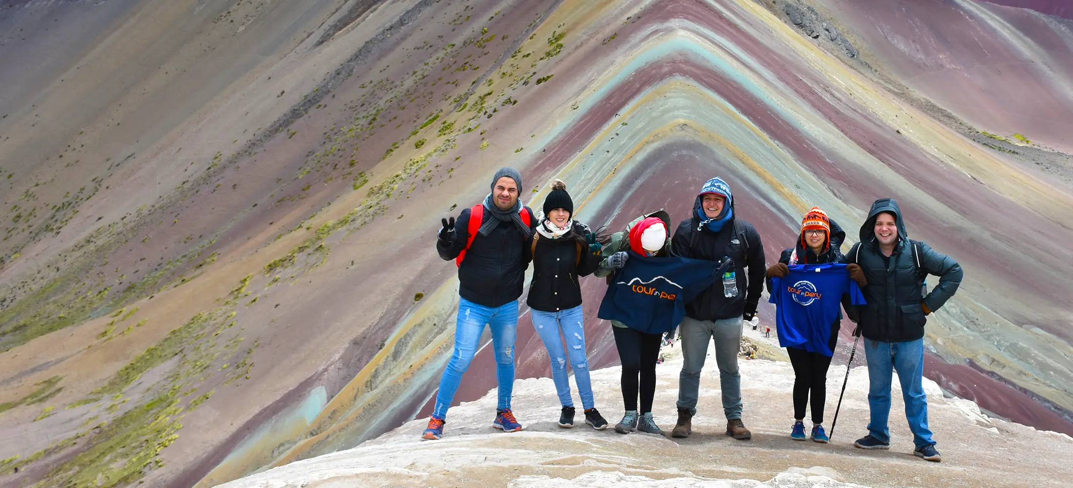 Montaña arco iris Perú vinicunca 7 colores