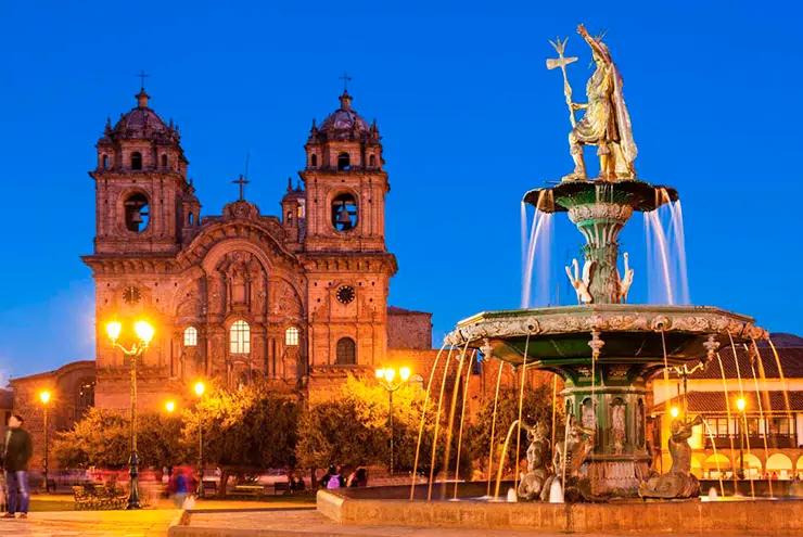 cusco-plaza-10 Inicio del Camino Inca Km 82