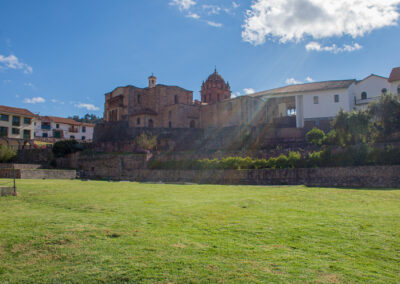 Expalanada del qoricancha city tour cusco
