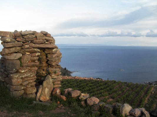 Vista del lago Titicaca desde la isla Amantani